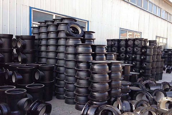 重慶球墨鑄鐵管盤接短管的時(shí)候應(yīng)該如何進(jìn)行安裝？